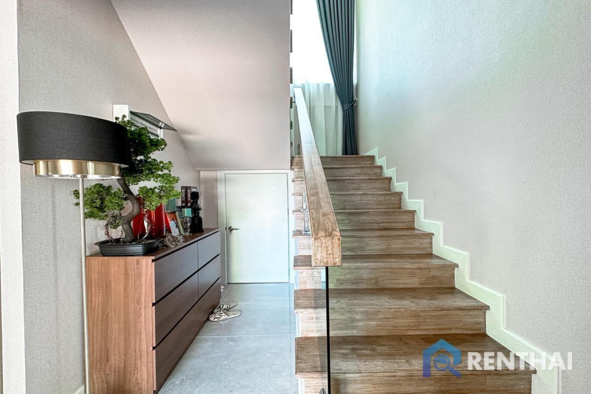 ขายบ้านพัทยา บางแสน ชลบุรี สัตหีบ : ขายบ้าน 2 ชั้น สไตล์โมเดิร์น ทรอปิคอล พัทยา