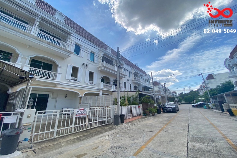For SaleTownhomeBang kae, Phetkasem : Sell ​​and rent 3-storey townhome, The Metro Sathorn-Kanlapaphruek, Kanlapaphruek Road.