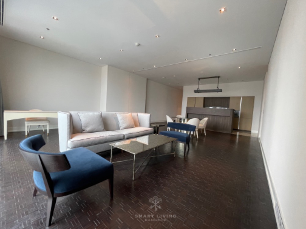 ขายคอนโดสาทร นราธิวาส : 🔥 ขายด่วน The Ritz Carlton Residence , 3 ห้องนอน ใกล้ BTS ช่องนนทรี