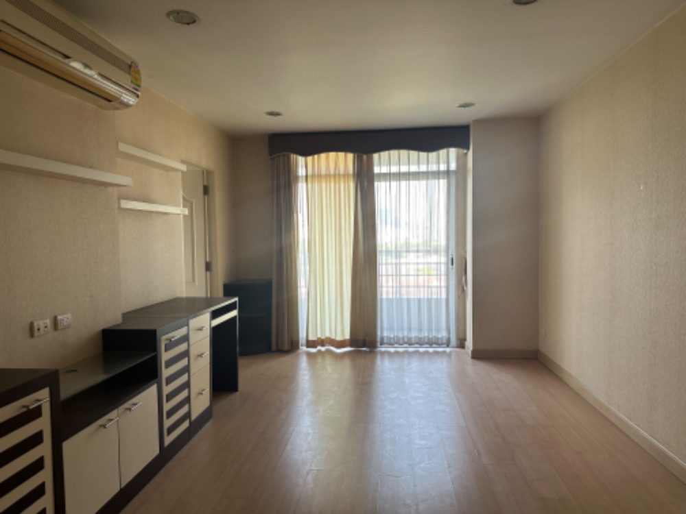 ขายคอนโดอ่อนนุช อุดมสุข : ขาย คอนโด เอส สุขุมวิท 50 ขนาด 2 ห้องนอน พื้นที่ 74 ตารางเมตร ห้องมุม