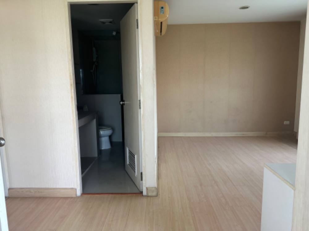 ขายคอนโดอ่อนนุช อุดมสุข : ขาย คอนโด เอส สุขุมวิท 50 ขนาด 2 ห้องนอน พื้นที่ 74 ตารางเมตร ห้องมุม