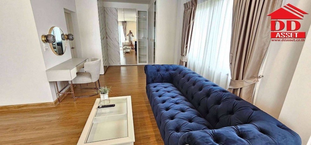 For RentHouseBangna, Bearing, Lasalle : For rent Centro Bangna Km.7 near Mega Bangna