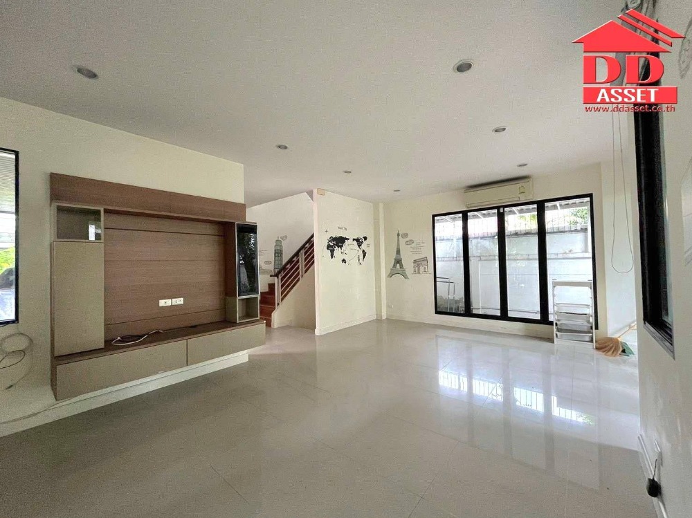 ขายบ้านลาดกระบัง สุวรรณภูมิ : ขายบ้าน เลควิว พาร์ค บางนา ใกล้เมกะบางนา ( Lake View Park Wongwan-Bangna )