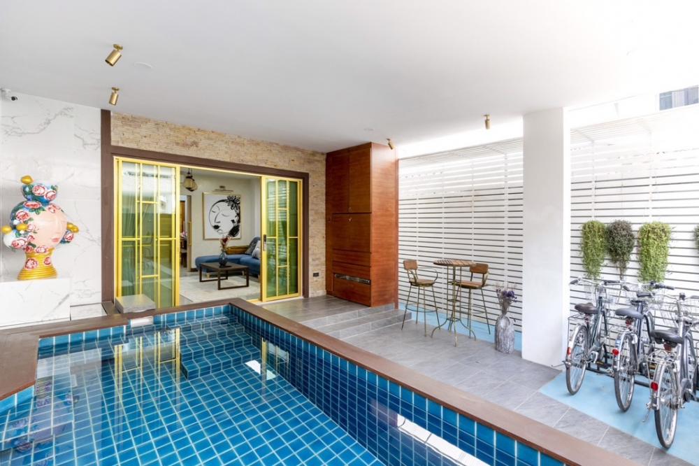 For RentTownhomeChiang Mai : Townhome for rent with private pool villa Behind Chiang Mai Airport, near Chiang Mai University, near Nimman, decorated with luxury