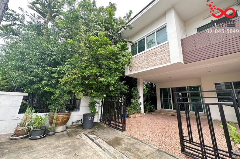 ขายทาวน์โฮมปทุมธานี รังสิต ธรรมศาสตร์ : ขายทาวน์โฮม 2 ชั้น หมู่บ้านเดอะ ลิฟวิ่ง รังสิต-ติวานนท์ ถนนบางบัวทอง-บางพูน