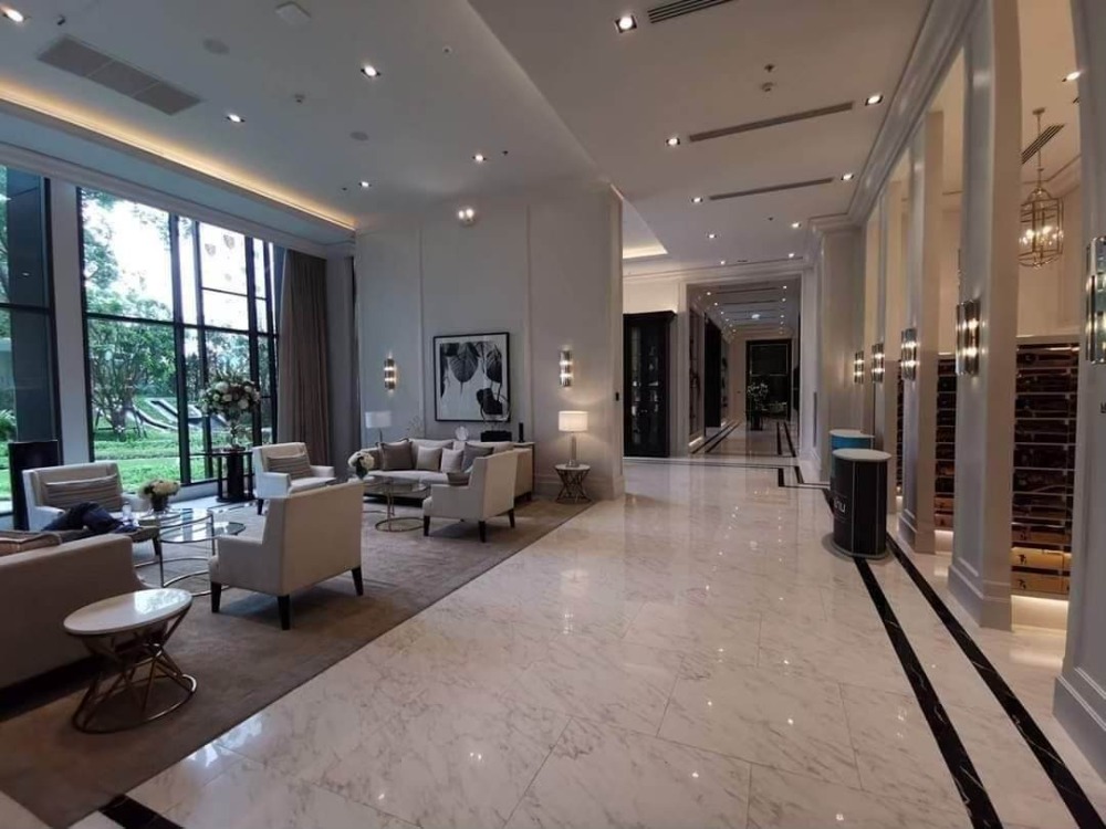 For SaleCondoWitthayu, Chidlom, Langsuan, Ploenchit : (Sale owner) Selling a beautiful room on Wireless Road, near BTS (only 600 m.) Condo LIFE ONE WIRELESS 24 sq m, 35th floor, Central Embassy viewully ready to move in, call 0954935293, contact 24 hours a day, no brokers