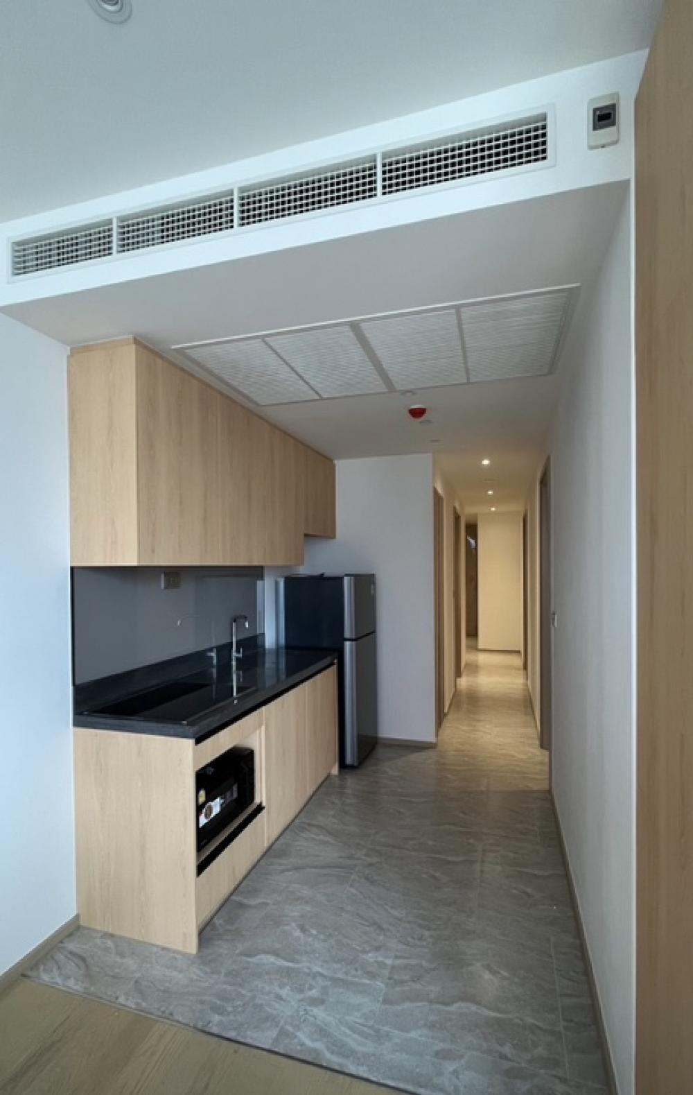 ให้เช่าคอนโดพระราม 9 เพชรบุรีตัดใหม่ RCA : 📍For Rent Ashton Asoke Rama 9 (Near MRT PhraRam 9)✨