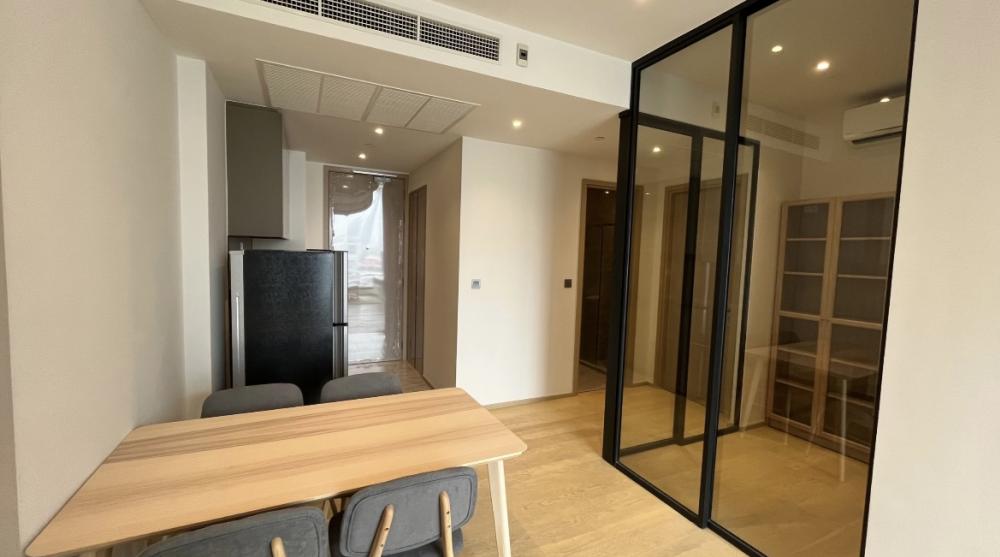 ให้เช่าคอนโดพระราม 9 เพชรบุรีตัดใหม่ RCA : 📍For Rent Ashton Asoke Rama 9 (Near MRT PhraRam 9)✨