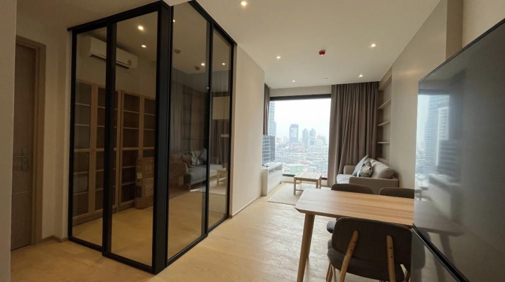 ให้เช่าคอนโดพระราม 9 เพชรบุรีตัดใหม่ RCA : 📍For Rent Ashton Asoke Rama 9 (Near MRT PhraRam 9)✨