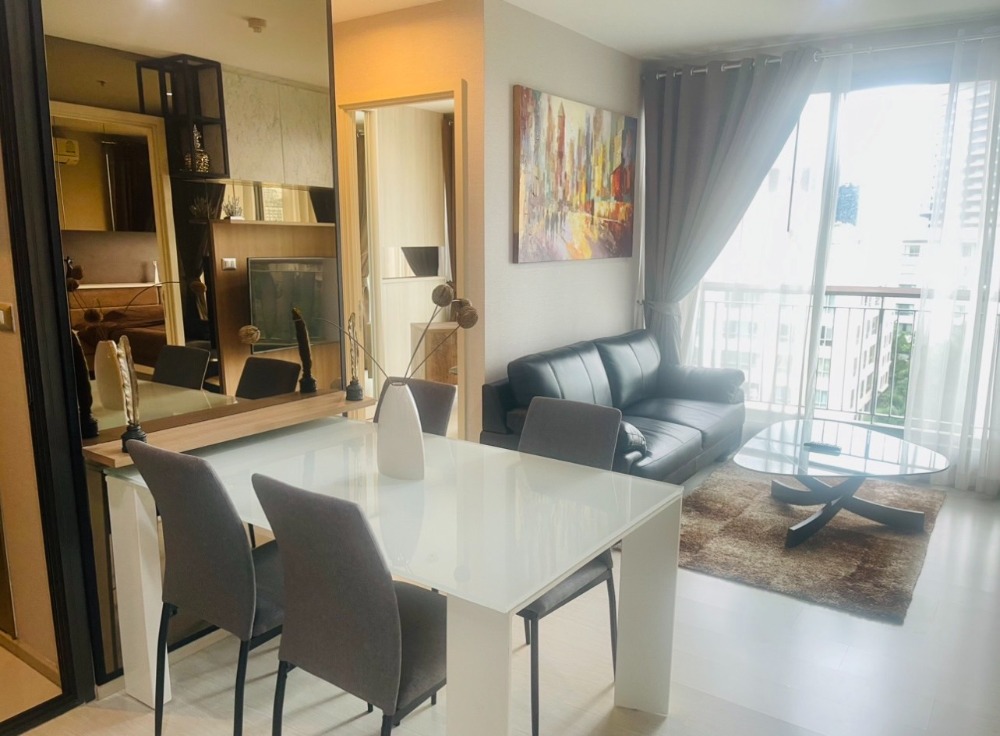 ให้เช่าคอนโดสุขุมวิท อโศก ทองหล่อ : Fully Furnished 2 Beds Condo for Rent!