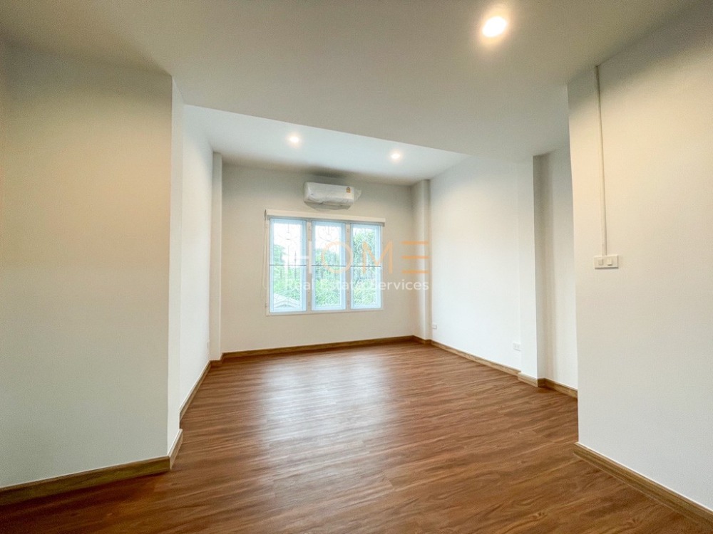 For RentTownhomePattanakan, Srinakarin : Townhome Noble Cube Pattanakarn / 2 Bedrooms (FOR RENT), Noble Cube Pattanakarn / Townhome 2 Bedrooms (FOR RENT) PALM702