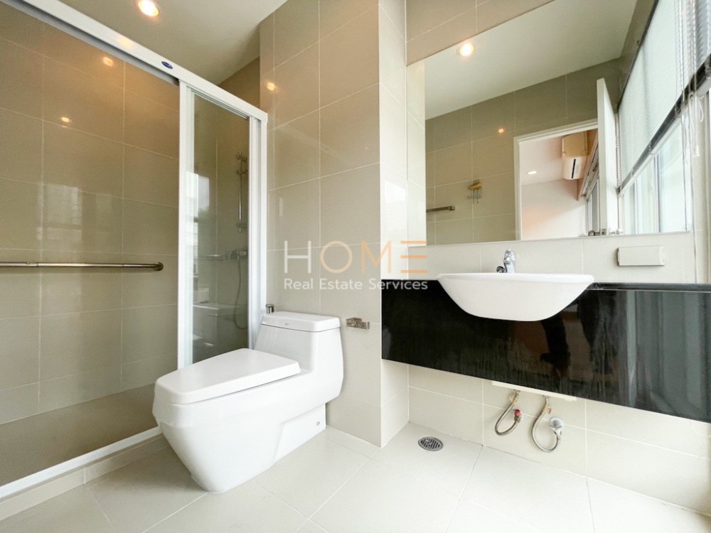 For RentTownhomePattanakan, Srinakarin : Townhome Noble Cube Pattanakarn / 2 Bedrooms (FOR RENT), Noble Cube Pattanakarn / Townhome 2 Bedrooms (FOR RENT) PALM702