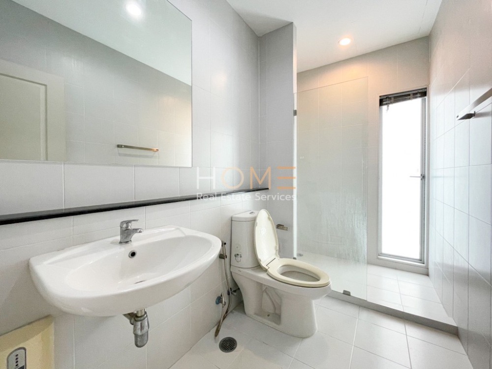 For RentTownhomePattanakan, Srinakarin : Townhome Noble Cube Pattanakarn / 2 Bedrooms (FOR RENT), Noble Cube Pattanakarn / Townhome 2 Bedrooms (FOR RENT) PALM702