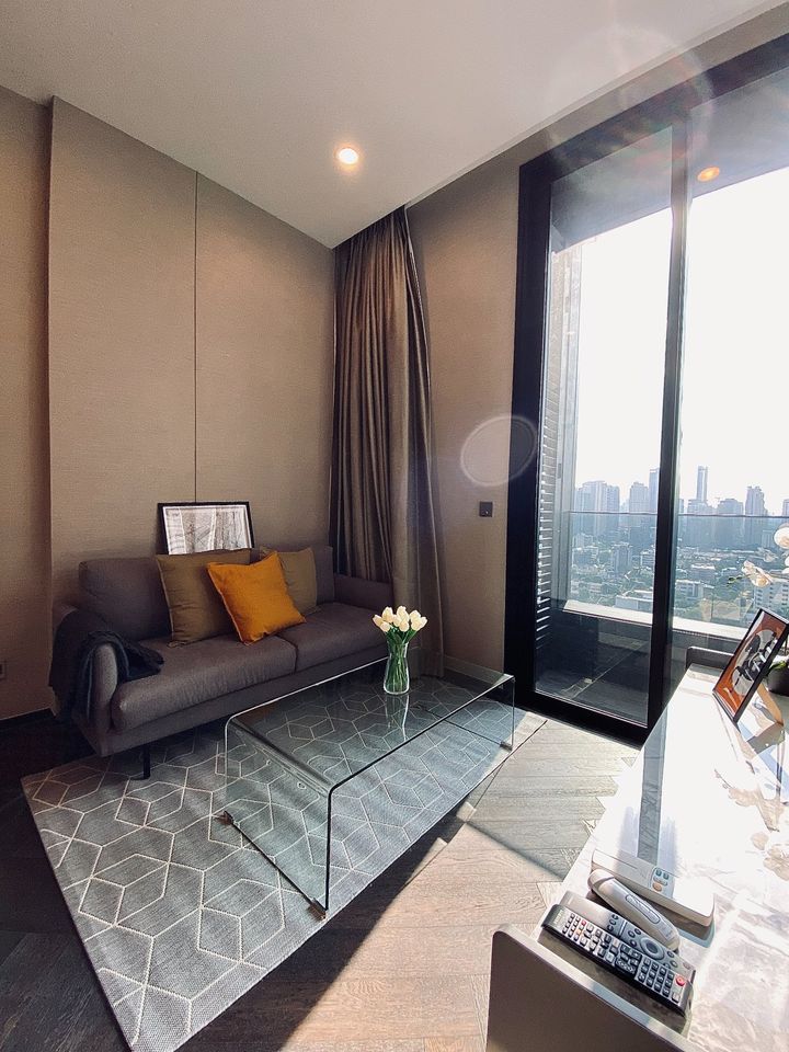ให้เช่าคอนโดสุขุมวิท อโศก ทองหล่อ : Fully Furnished 1 Bed Condo for Rent!