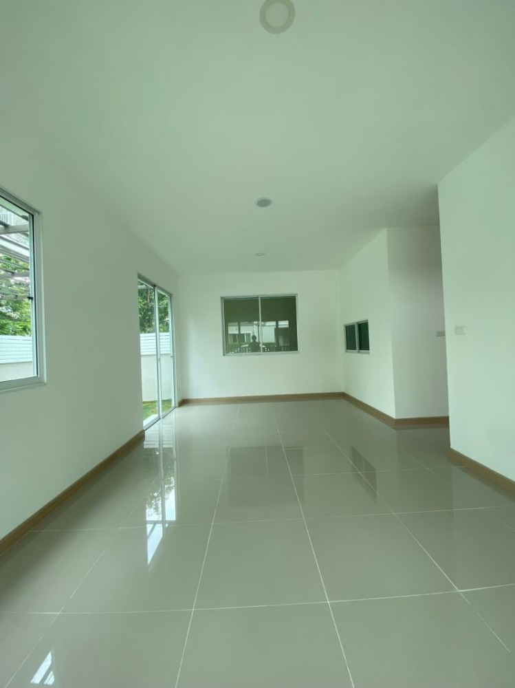 ขายบ้านสมุทรปราการ สำโรง : ขายถูกบ้านแฝด เจ วิลล่า สุขุมวิท แพรกษา รีโนเวทใหม่ล่าสุด