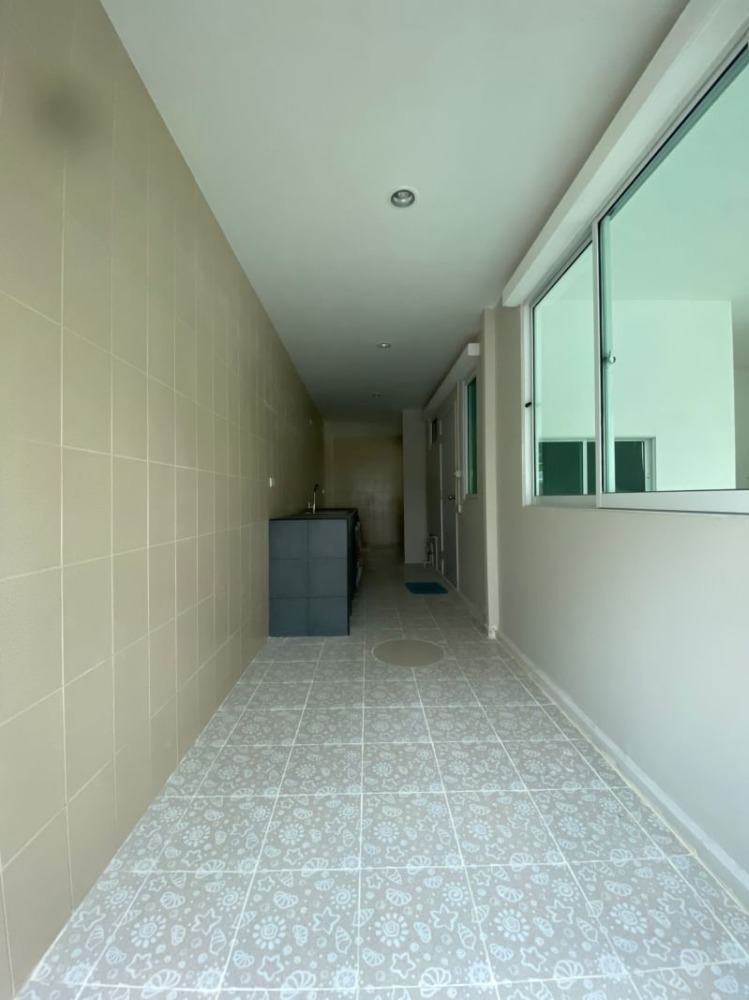 ขายบ้านสมุทรปราการ สำโรง : ขายถูกบ้านแฝด เจ วิลล่า สุขุมวิท แพรกษา รีโนเวทใหม่ล่าสุด