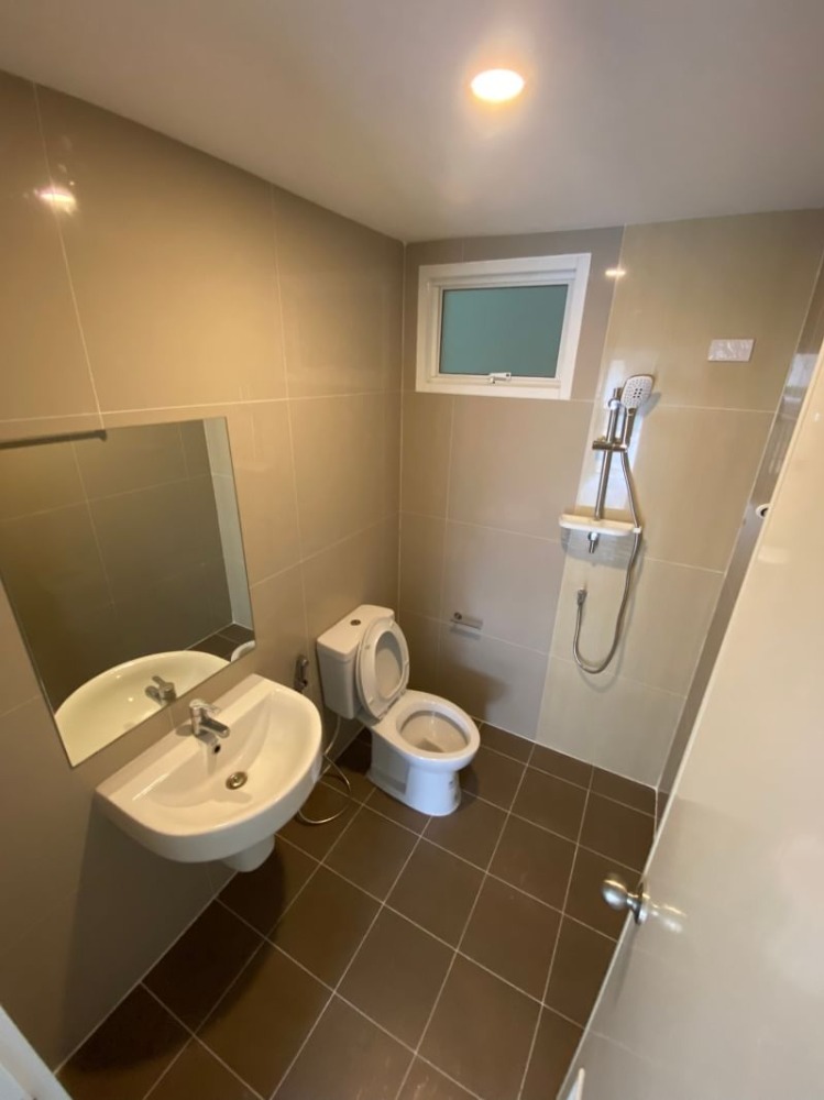 ขายบ้านสมุทรปราการ สำโรง : ขายถูกบ้านแฝด เจ วิลล่า สุขุมวิท แพรกษา รีโนเวทใหม่ล่าสุด