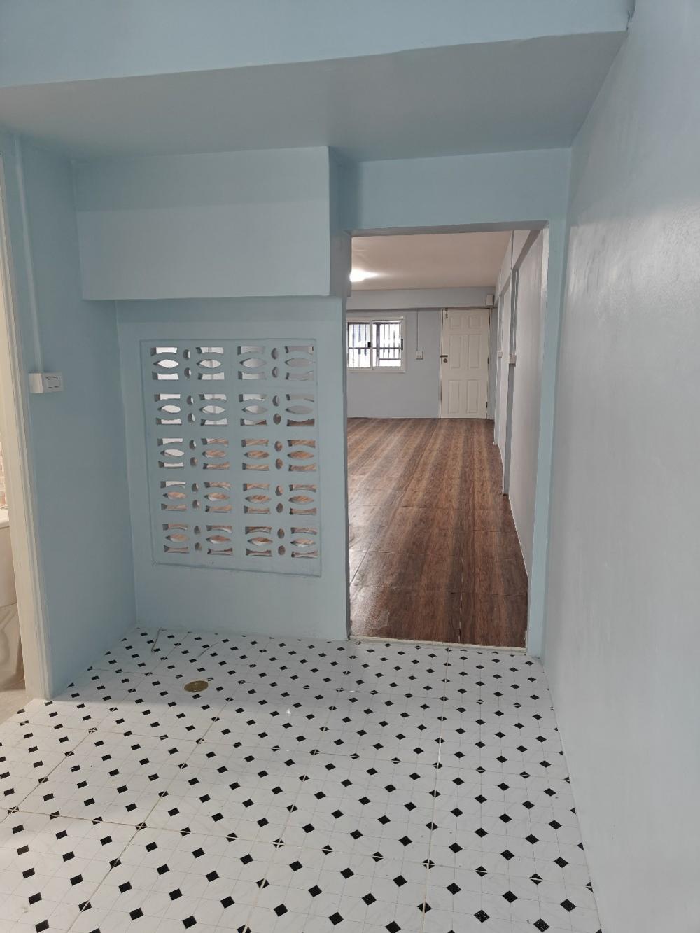 ขายทาวน์โฮมสมุทรปราการ สำโรง : ขายทาวน์เฮ้าส์ พรสว่างนิเวศน์  1 กม จาก รพ บางนา5 บางพลี สมุทรปราการ