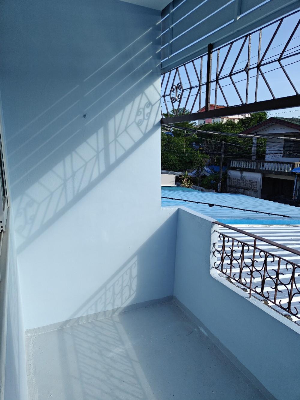 ขายทาวน์โฮมสมุทรปราการ สำโรง : ขายทาวน์เฮ้าส์ พรสว่างนิเวศน์  1 กม จาก รพ บางนา5 บางพลี สมุทรปราการ