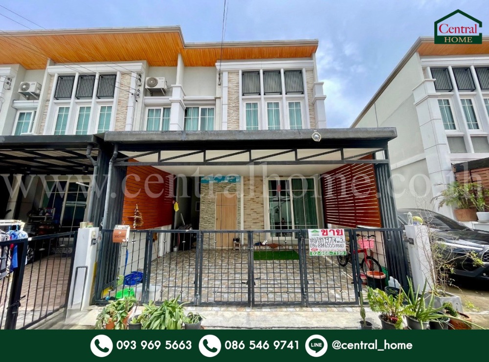 For SaleTownhomeKaset Nawamin,Ladplakao : Townhome for sale and rent, Golden Town 2, Lat Phrao - Kaset Nawamin, corner unit.