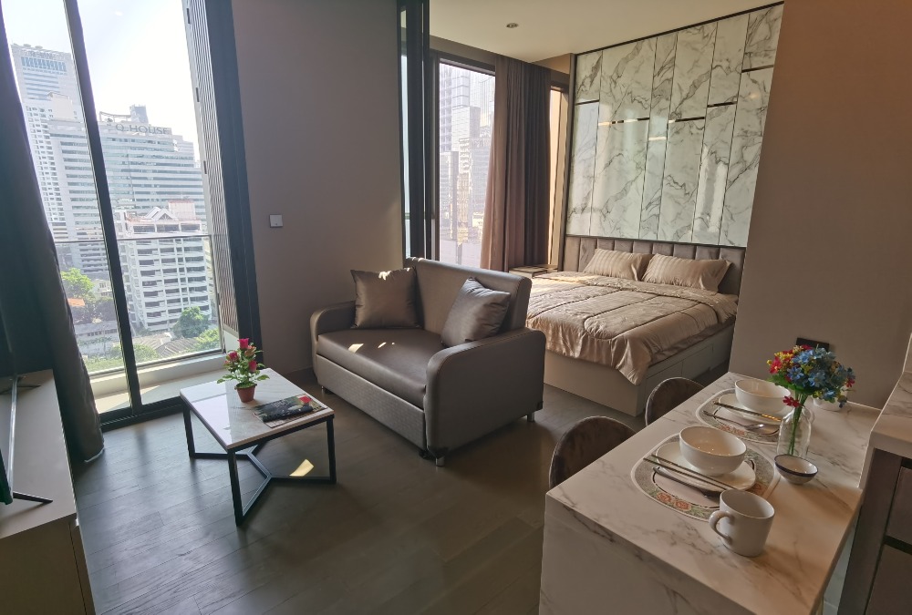 ให้เช่าคอนโดพระราม 9 เพชรบุรีตัดใหม่ RCA : Beautiful 1 Bed Unit for Rent!