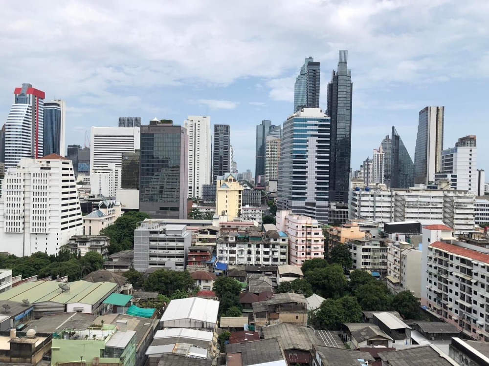 ขายคอนโดสยาม จุฬา สามย่าน : ขาย Ideo chula samyan 52.24 sq.m. พร้อมเฟอร์ตกแต่งครบ 2bed 1bth Only 9.89mb.รวมค่าใช้จ่ายที่ดิน โทร 0957615782