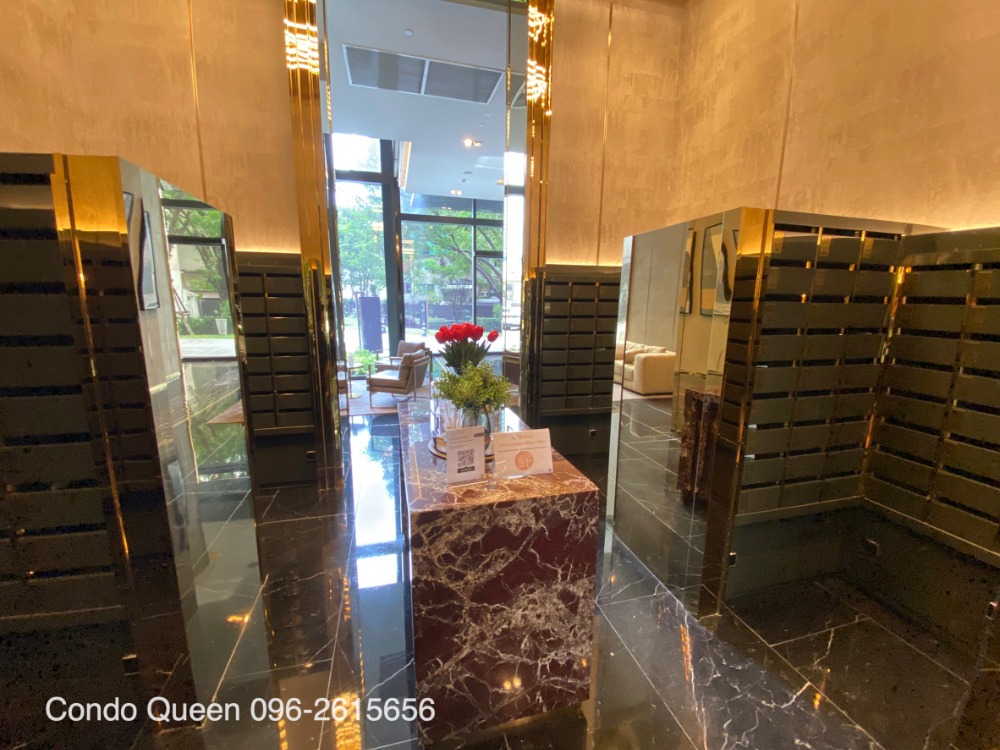 ให้เช่าคอนโดพระราม 9 เพชรบุรีตัดใหม่ RCA : Condo for RENT ให้เช่า ** Ashton Asoke-Rama9 ห้องกว้าง 36 ตรม. 1 นอน 1 น้ำ เฟอร์ครบ พร้อมอยู่@29,000บาท/month  Call 096-2615656  ห้องกว้างมาก 36  ตรม. 1 นอน 1 น้ำ เฟอร์ครบ พร้อมอยู่    Location : Rama 9  Rental Price : 2