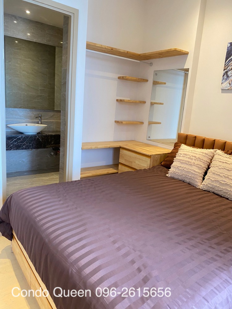 ให้เช่าคอนโดพระราม 9 เพชรบุรีตัดใหม่ RCA : Condo for RENT ให้เช่า ** Ashton Asoke-Rama9 ห้องกว้าง 36 ตรม. 1 นอน 1 น้ำ เฟอร์ครบ พร้อมอยู่@29,000บาท/month  Call 096-2615656  ห้องกว้างมาก 36  ตรม. 1 นอน 1 น้ำ เฟอร์ครบ พร้อมอยู่    Location : Rama 9  Rental Price : 2