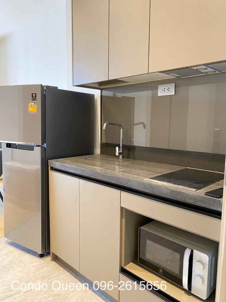 ให้เช่าคอนโดพระราม 9 เพชรบุรีตัดใหม่ RCA : Condo for RENT ให้เช่า ** Ashton Asoke-Rama9 ห้องกว้าง 36 ตรม. 1 นอน 1 น้ำ เฟอร์ครบ พร้อมอยู่@29,000บาท/month  Call 096-2615656  ห้องกว้างมาก 36  ตรม. 1 นอน 1 น้ำ เฟอร์ครบ พร้อมอยู่    Location : Rama 9  Rental Price : 2