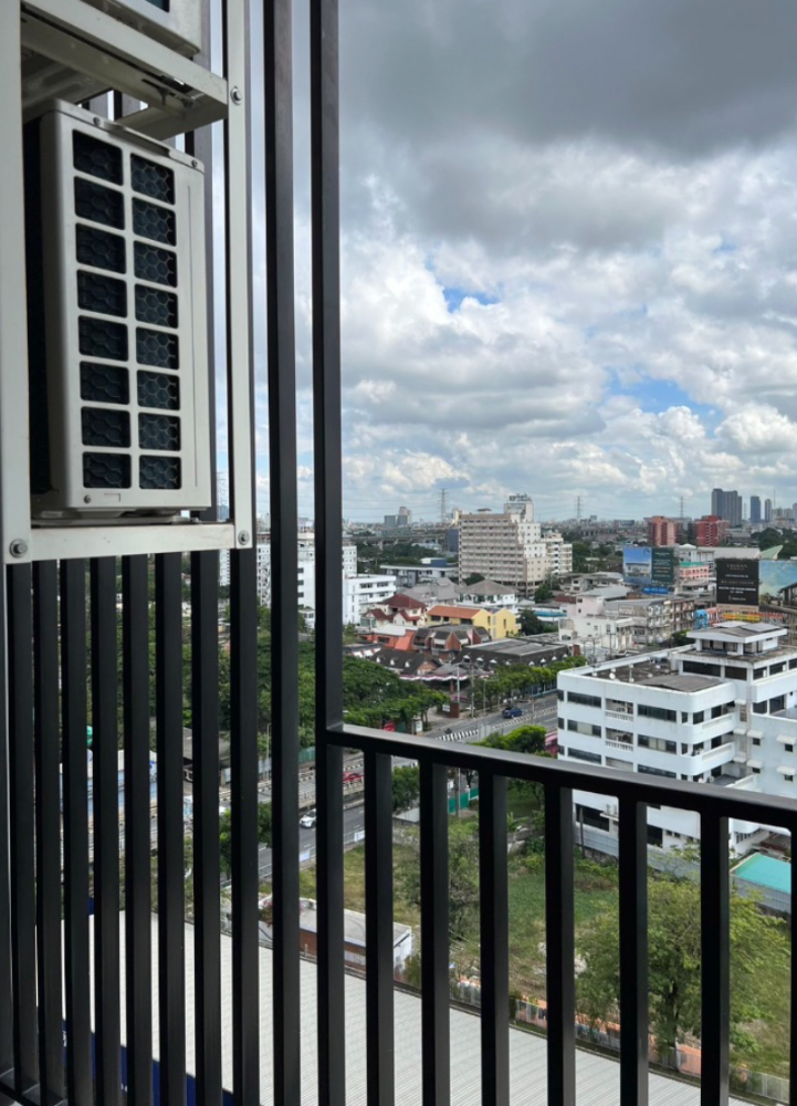 For RentCondoPattanakan, Srinakarin : (no co agent) Metris Pattanakarn Ekkamai 30 sq.m. Sell 3 MB Please Add Line ID @806qphgn 0841505483