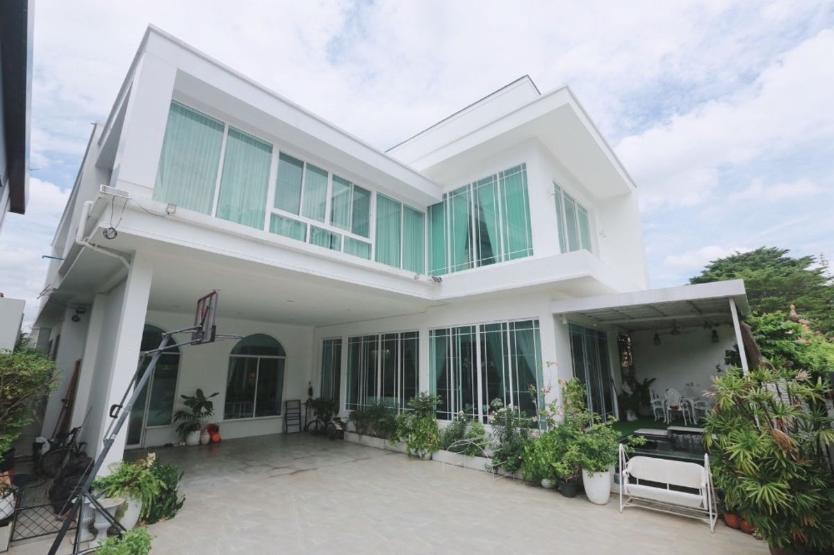 For RentHouseBang Sue, Wong Sawang, Tao Pun : House for rent, 98 square wah, near MRT Bang Sue