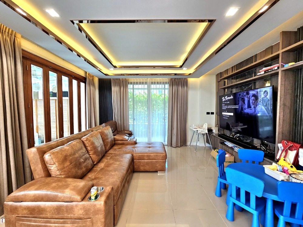 ขายบ้านเสรีไทย-นิด้า : ขายบ้านเดี่ยว ติดถนนเสรีไทย หมู่บ้านอารียาบุษบา-ลาดพร้าว-เสรีไทย 70 ตารางวา 3 ห้องนอน ห้องน้ำในตัว มีห้องแม่บ้าน แขวงคันนายาว เขตคันนายาว กรุงเทพมหานคร