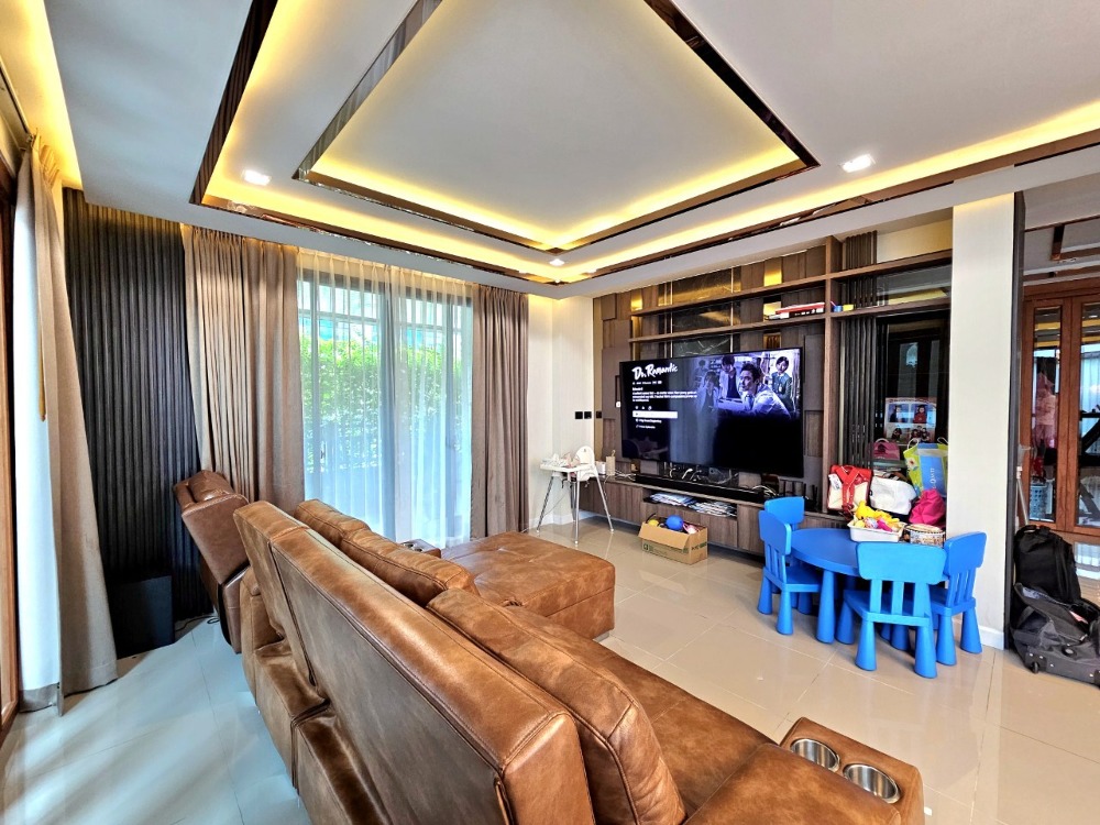 ขายบ้านเสรีไทย-นิด้า : ขายบ้านเดี่ยว ติดถนนเสรีไทย หมู่บ้านอารียาบุษบา-ลาดพร้าว-เสรีไทย 70 ตารางวา 3 ห้องนอน ห้องน้ำในตัว มีห้องแม่บ้าน แขวงคันนายาว เขตคันนายาว กรุงเทพมหานคร