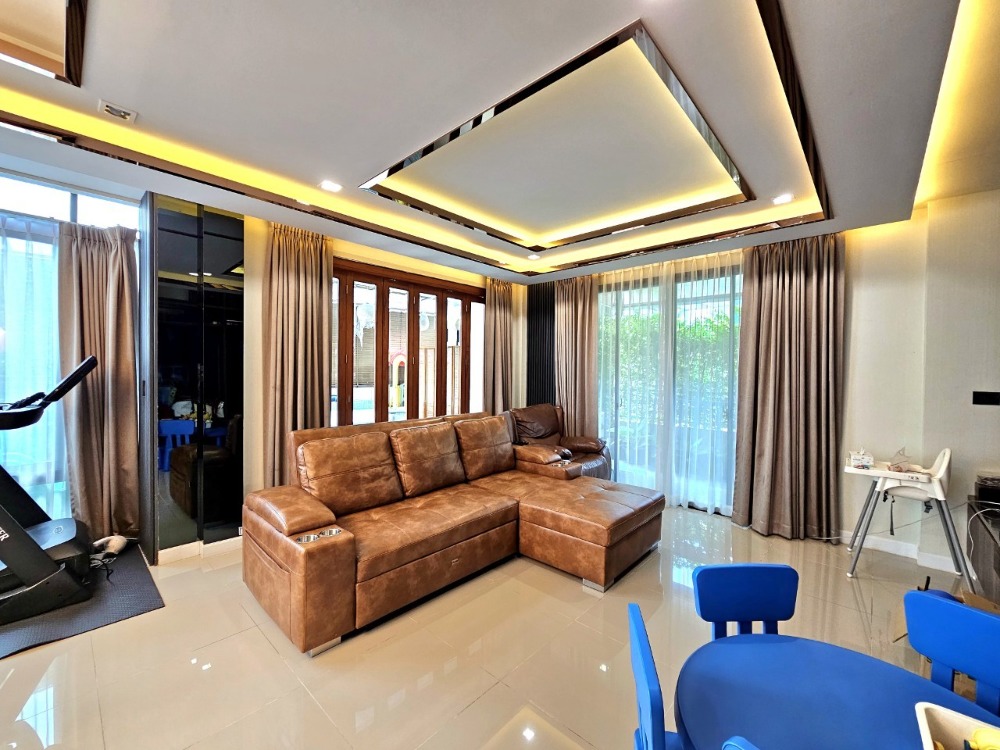 ขายบ้านเสรีไทย-นิด้า : ขายบ้านเดี่ยว ติดถนนเสรีไทย หมู่บ้านอารียาบุษบา-ลาดพร้าว-เสรีไทย 70 ตารางวา 3 ห้องนอน ห้องน้ำในตัว มีห้องแม่บ้าน แขวงคันนายาว เขตคันนายาว กรุงเทพมหานคร