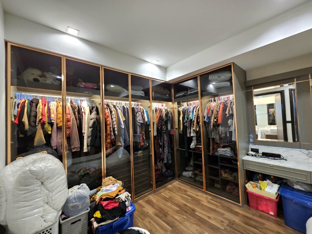 ขายบ้านเสรีไทย-นิด้า : ขายบ้านเดี่ยว ติดถนนเสรีไทย หมู่บ้านอารียาบุษบา-ลาดพร้าว-เสรีไทย 70 ตารางวา 3 ห้องนอน ห้องน้ำในตัว มีห้องแม่บ้าน แขวงคันนายาว เขตคันนายาว กรุงเทพมหานคร