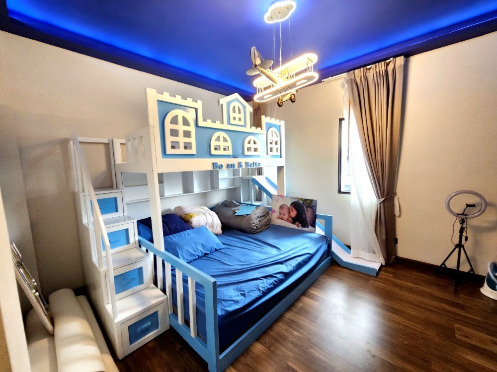 ขายบ้านเสรีไทย-นิด้า : ขายบ้านเดี่ยว ติดถนนเสรีไทย หมู่บ้านอารียาบุษบา-ลาดพร้าว-เสรีไทย 70 ตารางวา 3 ห้องนอน ห้องน้ำในตัว มีห้องแม่บ้าน แขวงคันนายาว เขตคันนายาว กรุงเทพมหานคร