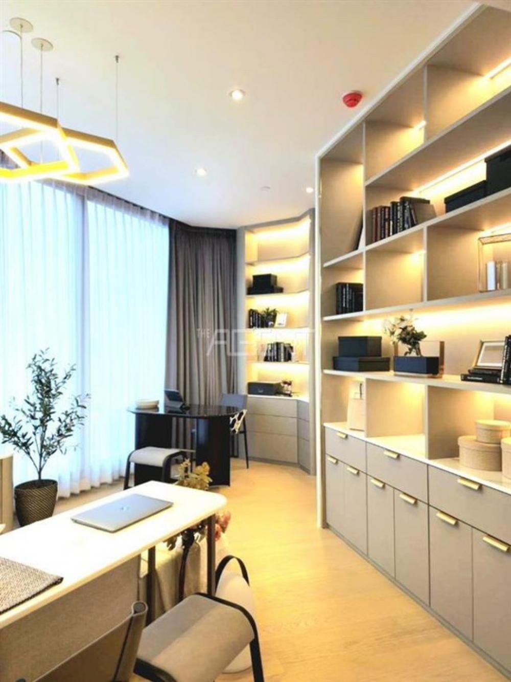 ให้เช่าคอนโดพระราม 9 เพชรบุรีตัดใหม่ RCA : 📍For Rent Ashton Asoke Rama 9 Luxury Condo (Near MRT PhraRam 9)✨