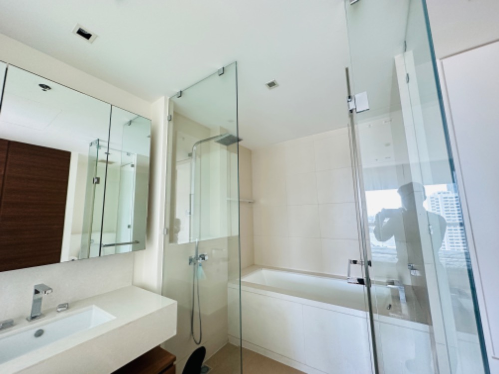 ขายคอนโดวงเวียนใหญ่ เจริญนคร : 🔻ขาย Resale ห้องวิวแม่น้ำ The River ขนาด 55 ตรม. ทิศใต้ ราคา 9.8ลบ.* โทร 0959415999 (NUT)