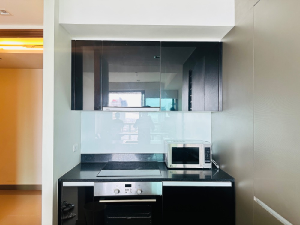 ขายคอนโดวงเวียนใหญ่ เจริญนคร : 🔻ขาย Resale ห้องวิวแม่น้ำ The River ขนาด 55 ตรม. ทิศใต้ ราคา 9.8ลบ.* โทร 0959415999 (NUT)