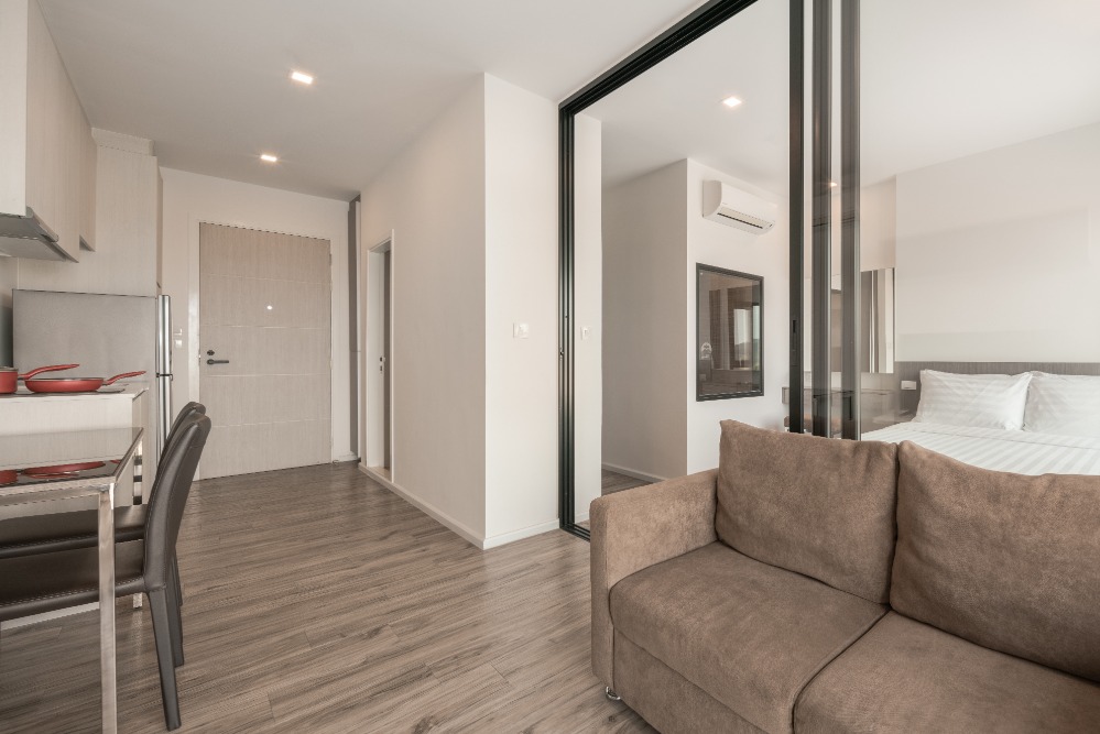 ให้เช่าคอนโดศรีราชา แหลมฉบัง บ้านบึง : 🏖️Condo for rent at Knightsbridge The Ocean Sriracha, 1 Bedroom 35 sqm. (Service residence by Hampton)  ✅Accept contract start 1 month ✨