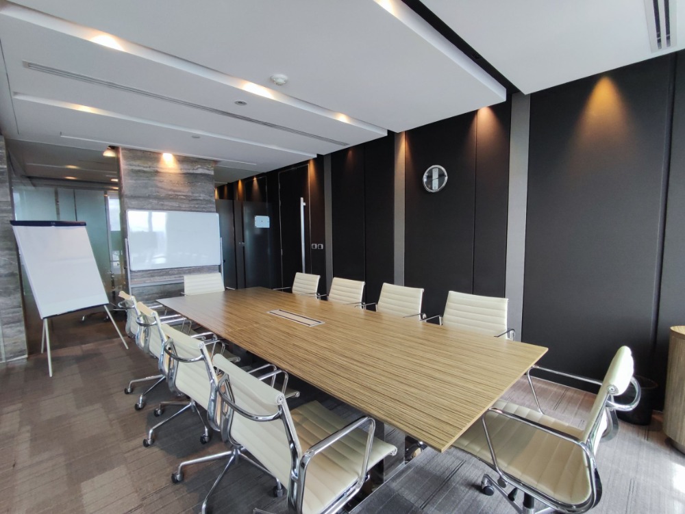 ให้เช่าสำนักงานสุขุมวิท อโศก ทองหล่อ : ให้เช่า เซอร์วิส ออฟฟิศ Serviced Office พื้นที่สำนักงาน ตกแต่งสวย พร้อมเข้าอยู่ อาคาร เอ๊กเชนจ์ ทาวเวอร์ ( Exchange Tower Office Building ) 4 Workstations ราคาเช่า 31,990 บาท/เดือน ใกล้รถไฟฟ้า BTSอโศก, MRTสุขุมวิท
