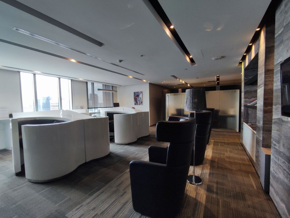 ให้เช่าสำนักงานสุขุมวิท อโศก ทองหล่อ : ให้เช่า เซอร์วิส ออฟฟิศ Serviced Office พื้นที่สำนักงาน ตกแต่งสวย พร้อมเข้าอยู่ อาคาร เอ๊กเชนจ์ ทาวเวอร์ ( Exchange Tower Office Building ) 4 Workstations ราคาเช่า 44,290 บาท/เดือน ใกล้รถไฟฟ้า BTSอโศก, MRTสุขุมวิท
