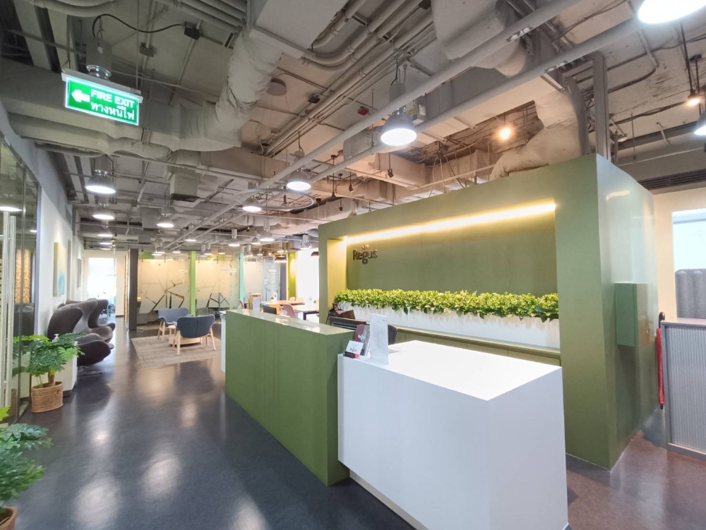 ให้เช่าสำนักงานสยาม จุฬา สามย่าน : ให้เช่า เซอร์วิส ออฟฟิศ Serviced Office พื้นที่สำนักงาน ตกแต่งสวย พร้อมเข้าอยู่ อาคาร สยามพิวรรธน์ ทาวเวอร์ ( Siam Piwat Tower Office Building ) ใกล้รถไฟฟ้า BTSสยาม 3 Workstations ราคาเช่า 23,590 บาท/เดือน ย่านสยาม