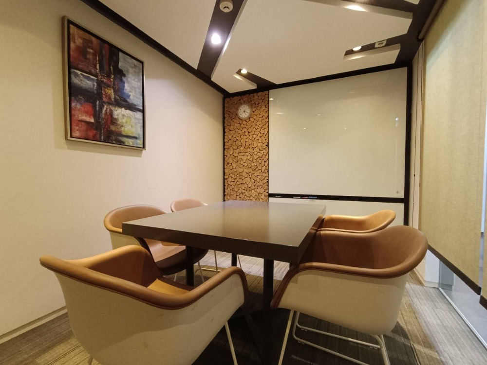 ให้เช่าสำนักงานสยาม จุฬา สามย่าน : ให้เช่า เซอร์วิส ออฟฟิศ Serviced Office พื้นที่สำนักงาน ตกแต่งสวย พร้อมเข้าอยู่ อาคาร สยามพิวรรธน์ ทาวเวอร์ ( Siam Piwat Tower Office Building ) ใกล้รถไฟฟ้า BTSสยาม 3 Workstations ราคาเช่า 23,590 บาท/เดือน ย่านสยาม