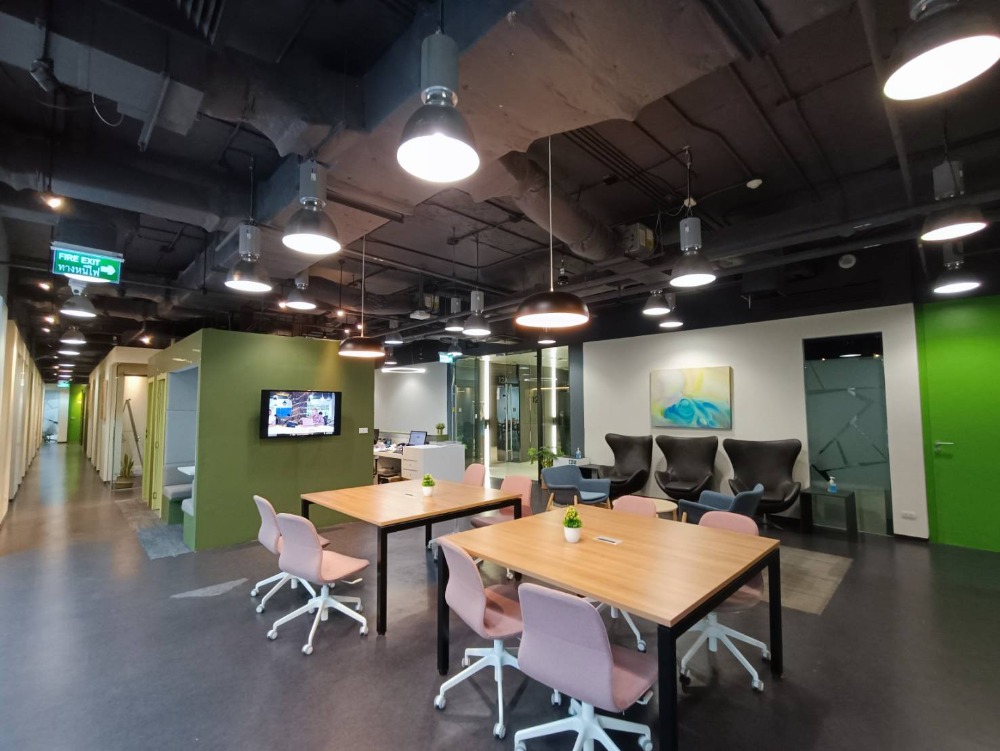 ให้เช่าสำนักงานสยาม จุฬา สามย่าน : ให้เช่า เซอร์วิส ออฟฟิศ Serviced Office พื้นที่สำนักงาน ตกแต่งสวย พร้อมเข้าอยู่ อาคาร สยามพิวรรธน์ ทาวเวอร์ ( Siam Piwat Tower Office Building ) ใกล้รถไฟฟ้า BTSสยาม 3 Workstations ราคาเช่า 23,590 บาท/เดือน ย่านสยาม