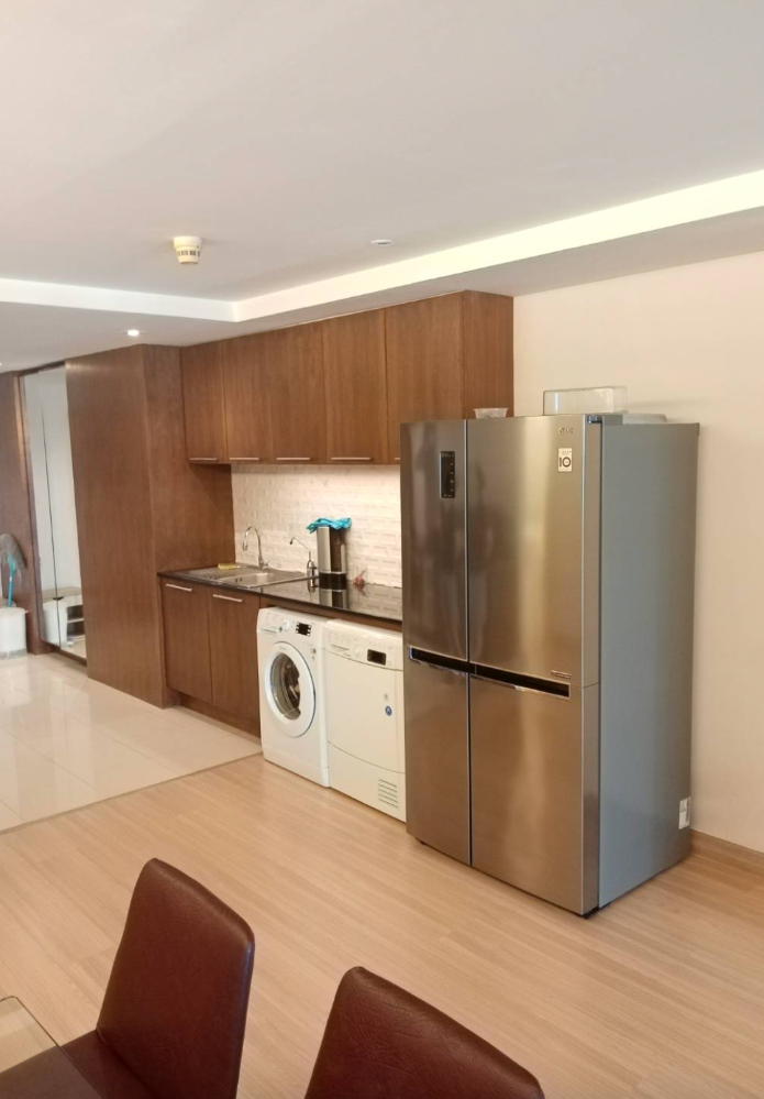 ให้เช่าคอนโดพระราม 9 เพชรบุรีตัดใหม่ RCA : Petch 9 Tower 100 sq.m. Rent & Sell Eng 中 日 Please add LINE ID @806qphgn o8415o5483