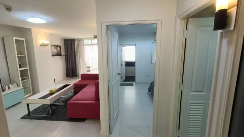 ให้เช่าคอนโดพระราม 9 เพชรบุรีตัดใหม่ RCA : Petch 9 Tower 100 sq.m.Eng 中 日 Please add LINE ID @806qphgn o8415o5483