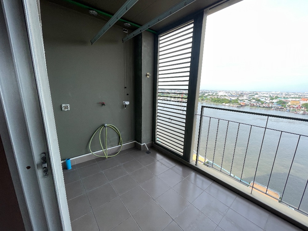 For SaleCondoRama3 (Riverside),Satupadit : Urgent sale, 3 bedrooms, 103.5 sqm, almost not live, very new, reduced to 11 minus