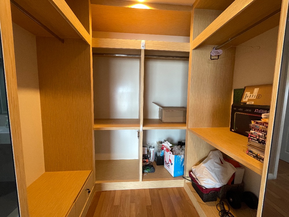 For SaleCondoRama3 (Riverside),Satupadit : Urgent sale, 3 bedrooms, 103.5 sqm, almost not live, very new, reduced to 11 minus