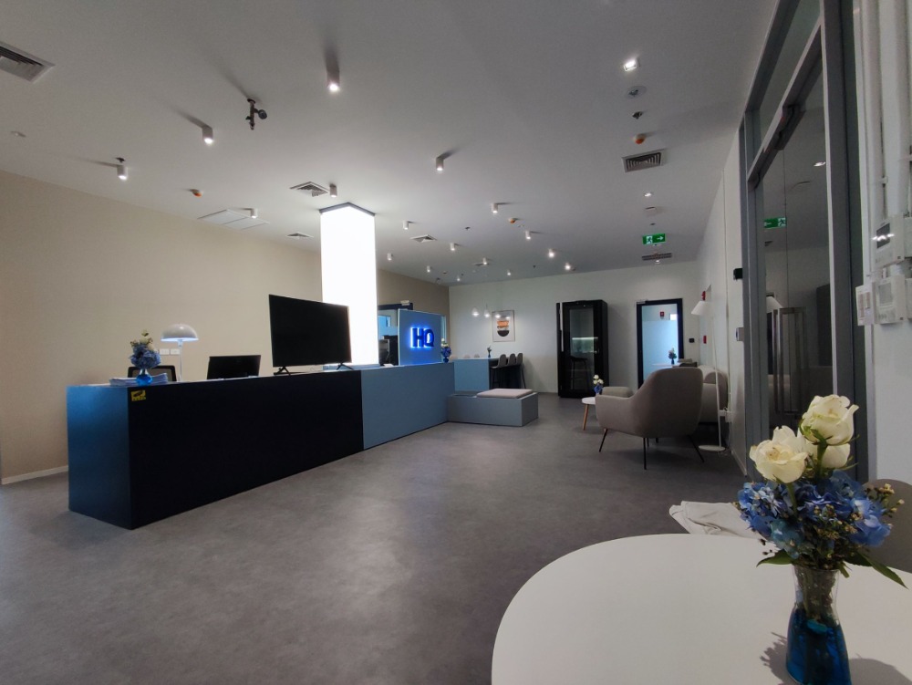 For RentOfficeOnnut, Udomsuk : For Rent Serviced Office Sukhumvit Hills Office Building Fully-Furnished Serviced Office 9 Workstations Rental Price 71,990 THB/month closed to BTS Bangchak, BTS Onnut, Bang Chak, On nut, Udom Suk, Sukhumvit, Bangna